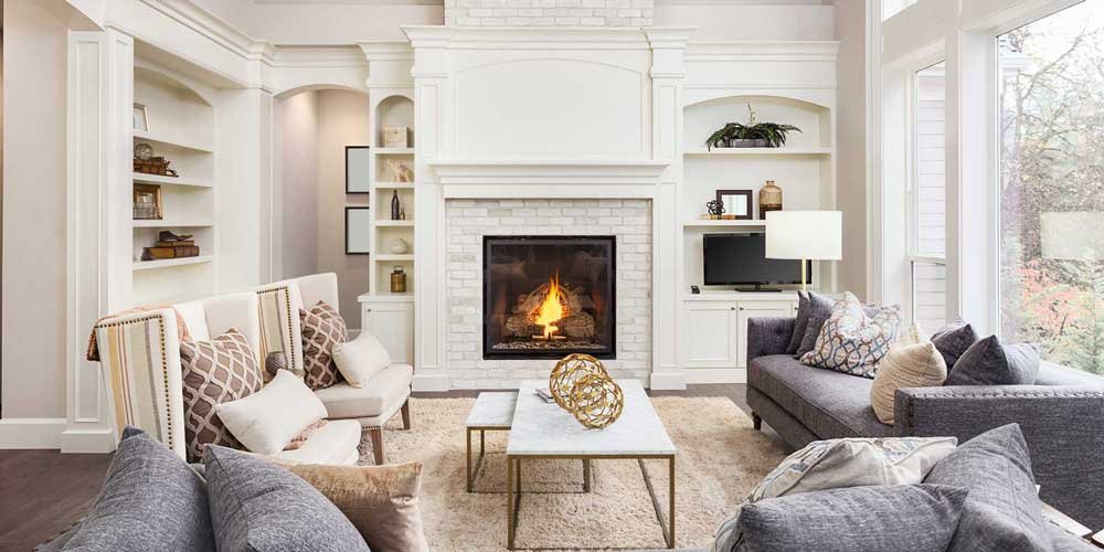 Livingroom with fireplace